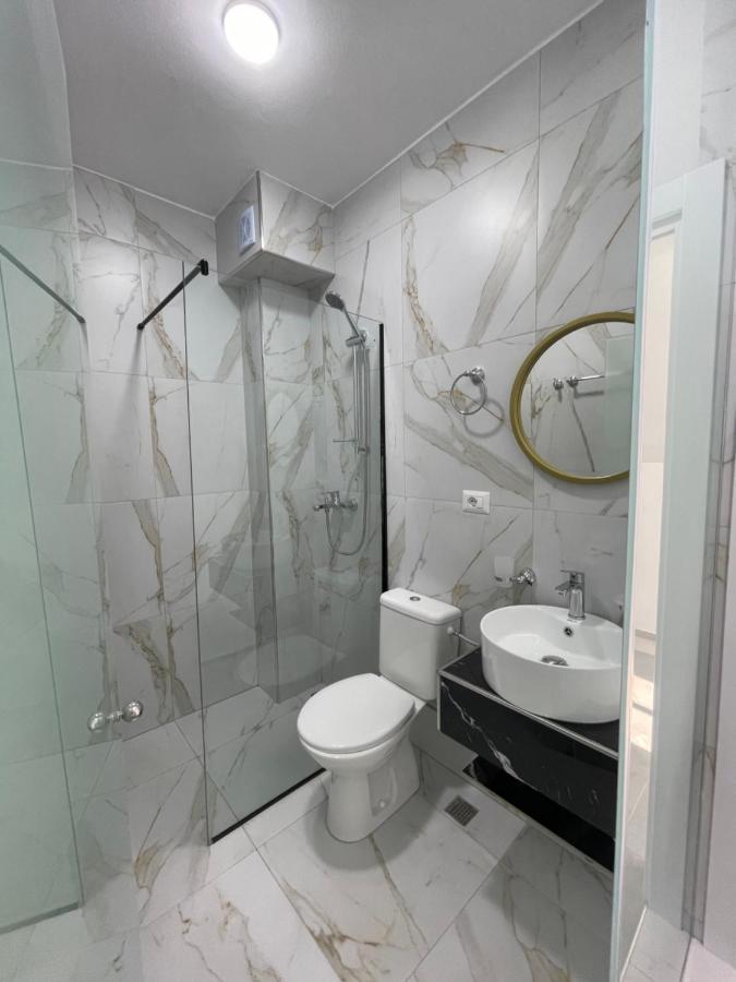 Hotel Qetesia-Te Indriti เวลิโปเยอ ภายนอก รูปภาพ