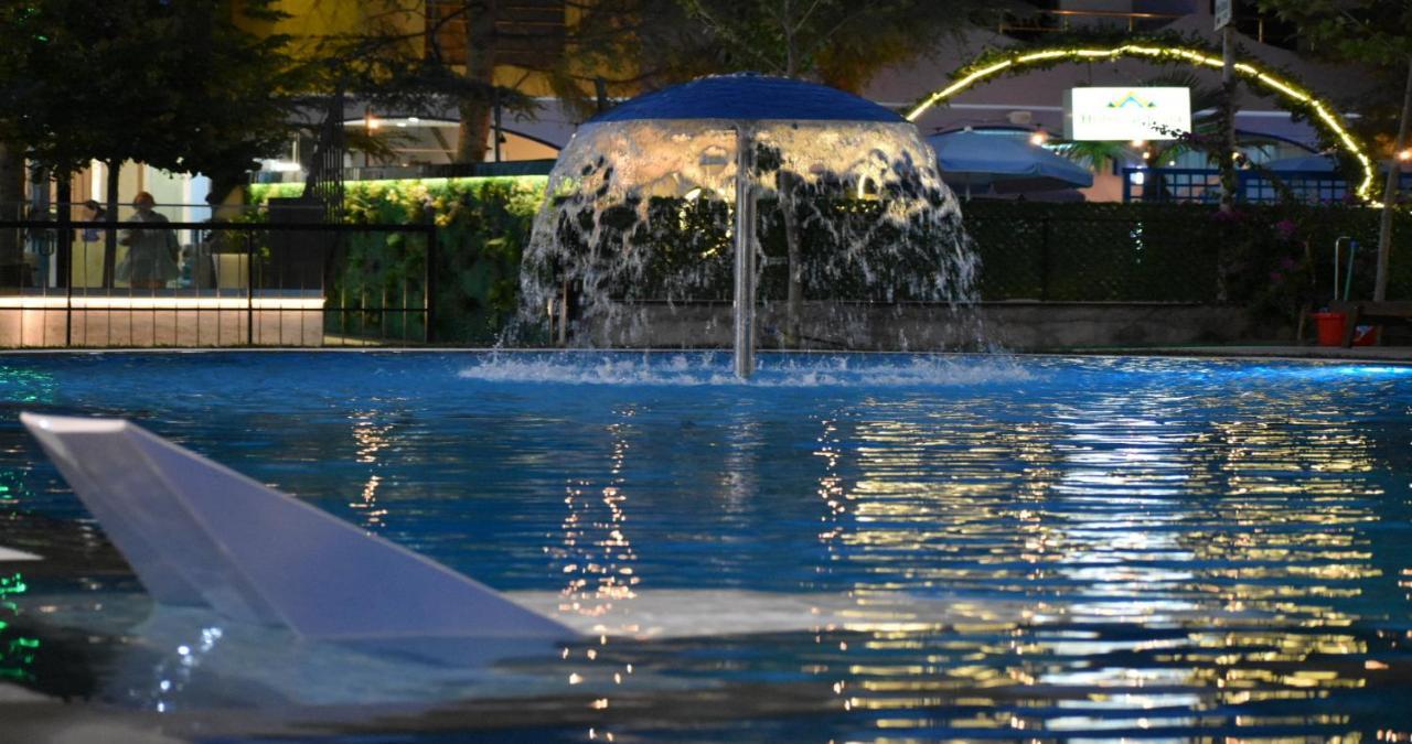 Hotel Qetesia-Te Indriti เวลิโปเยอ ภายนอก รูปภาพ