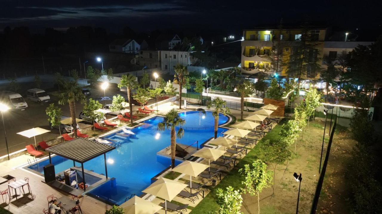 Hotel Qetesia-Te Indriti เวลิโปเยอ ภายนอก รูปภาพ