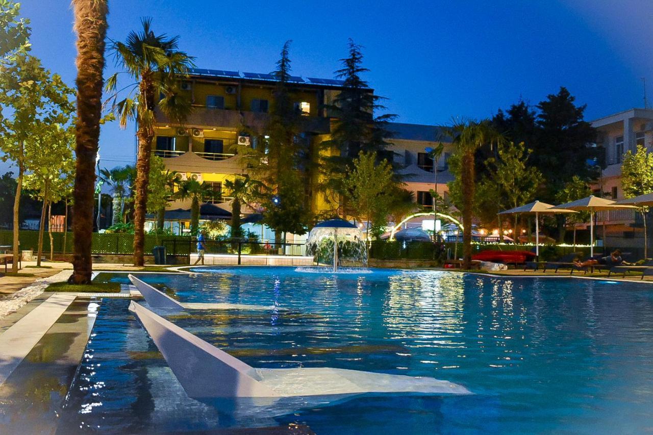 Hotel Qetesia-Te Indriti เวลิโปเยอ ภายนอก รูปภาพ