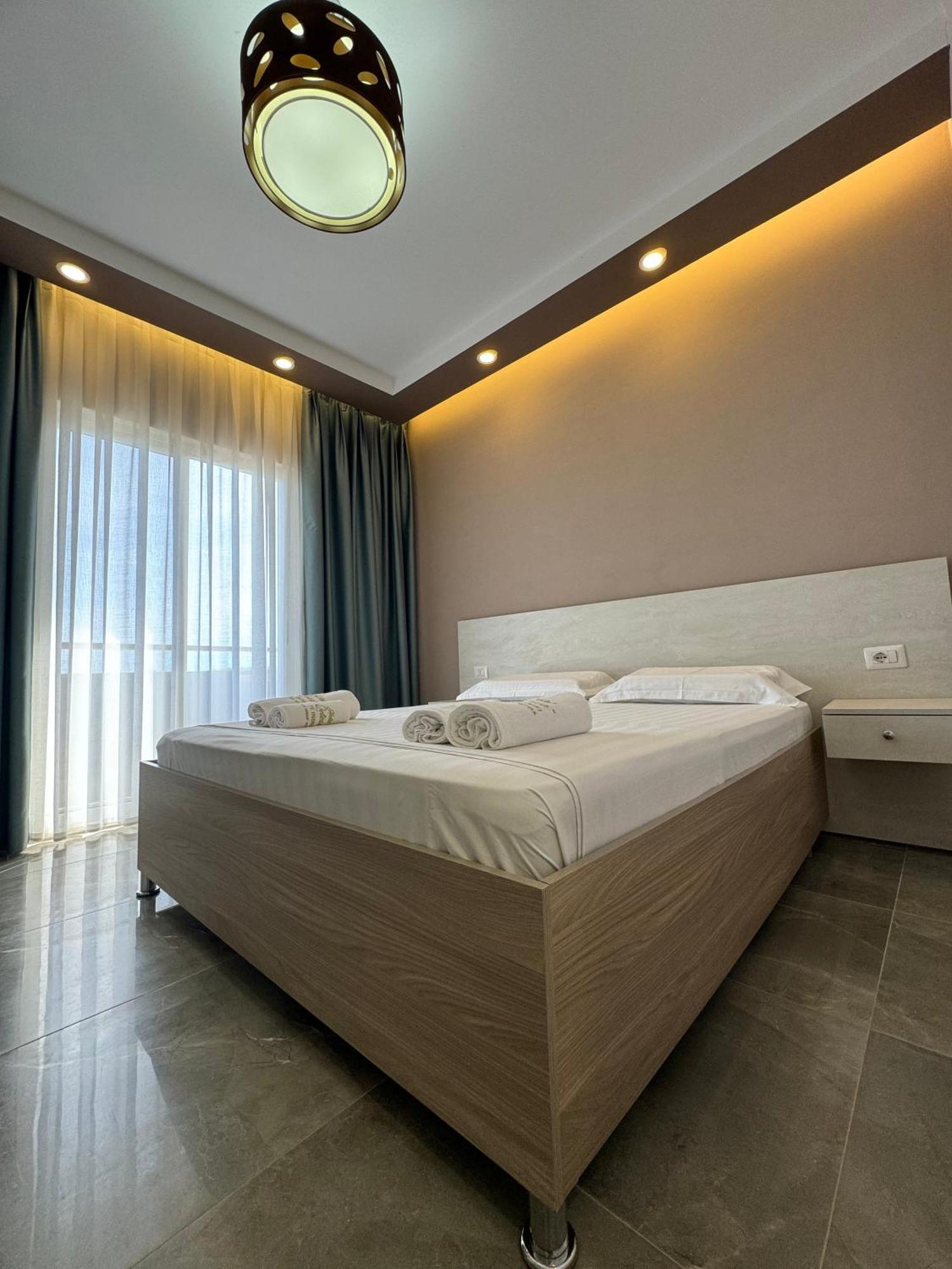 Hotel Qetesia-Te Indriti เวลิโปเยอ ภายนอก รูปภาพ